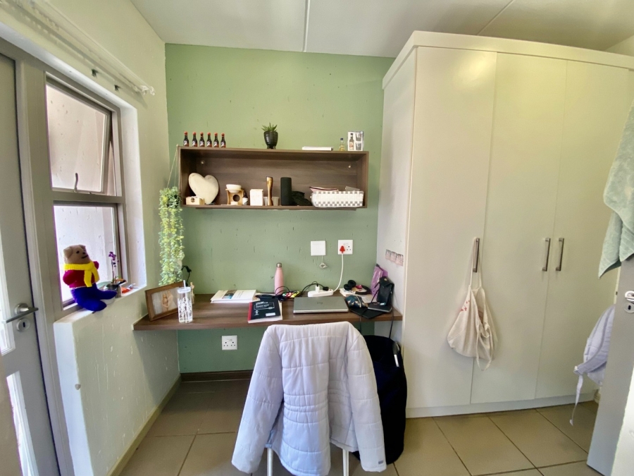 1 Bedroom Property for Sale in Mooivallei Park North West